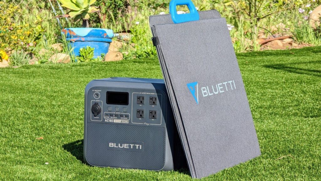 BLUETTI AC180 Solar Generator